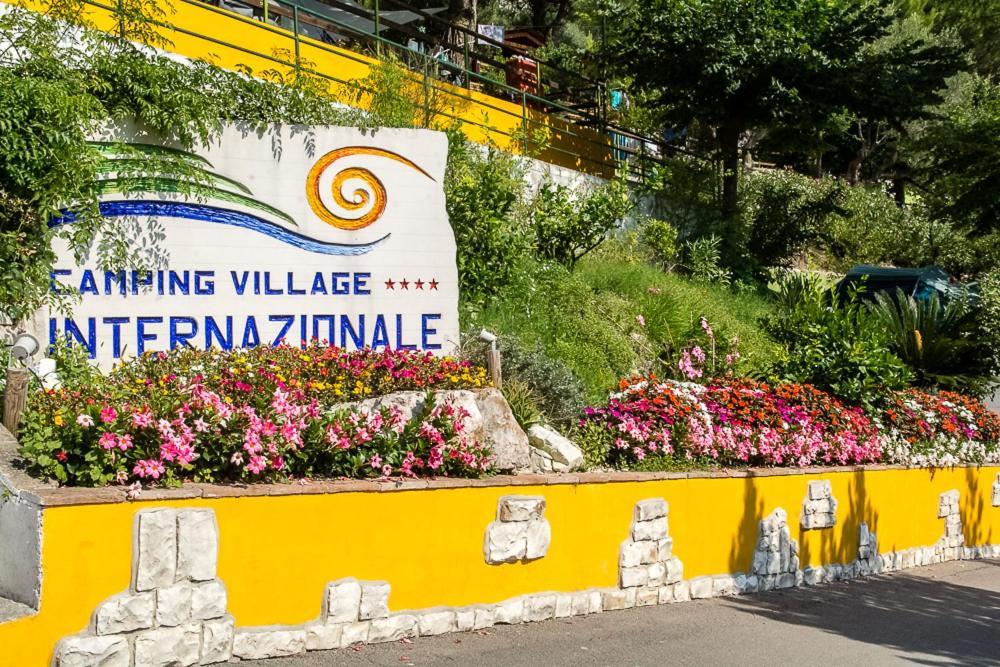 Camping Village Internazionale Sirolo Kültér fotó